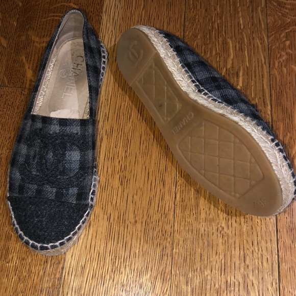 CHANEL tweed black and grey espadrilles size 36 - Picture 2 of 2